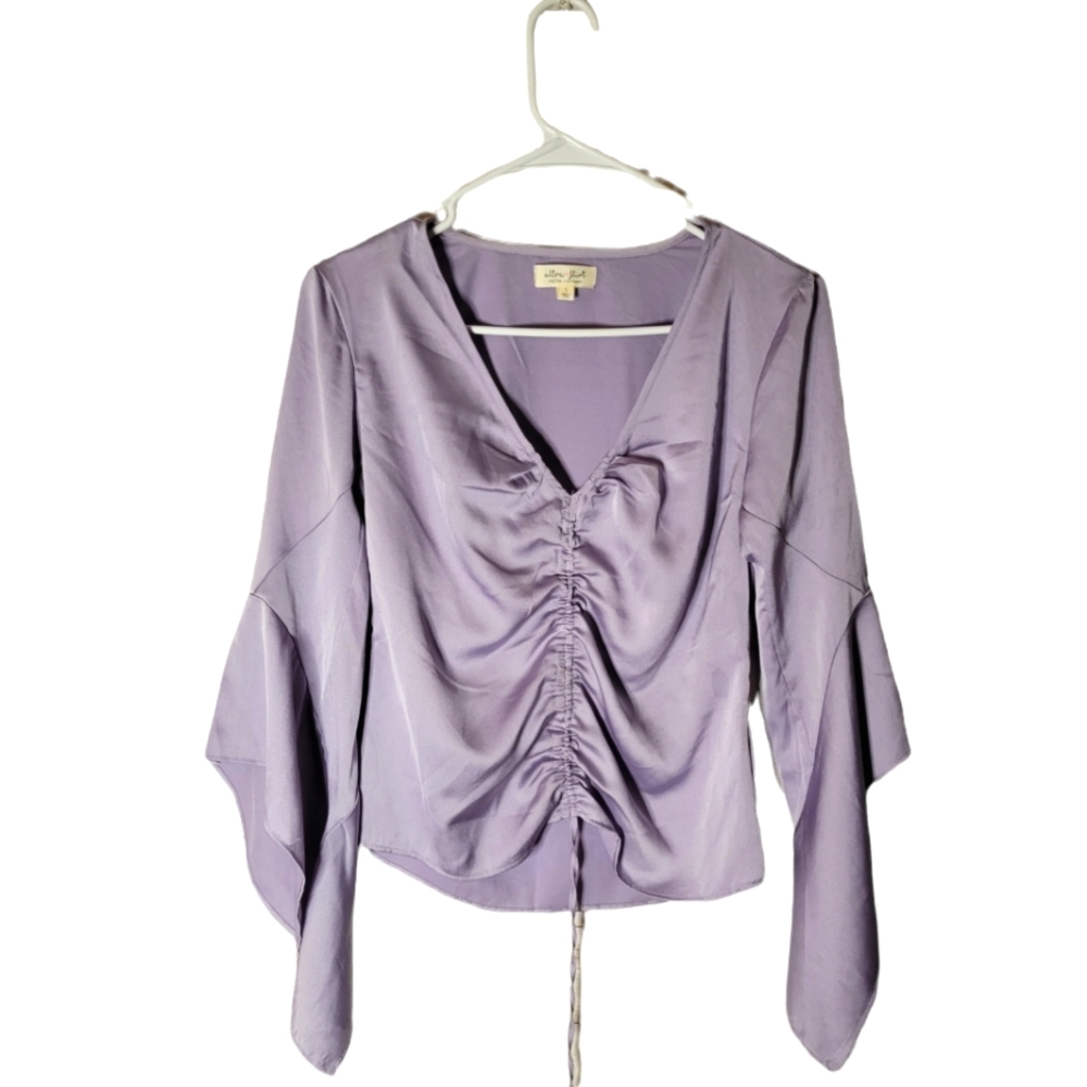 Ultra flirt small lavender purple silk like long sleeve party event dressy top